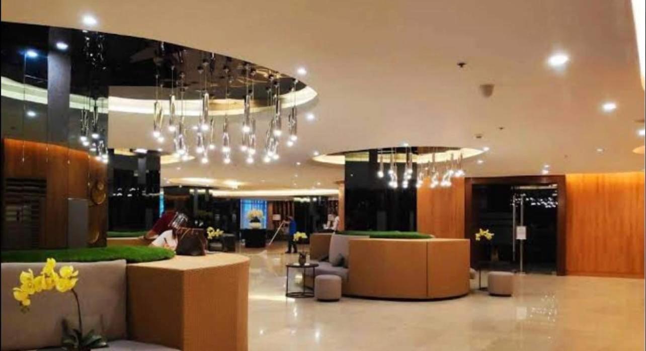 Shore 2 Residences High Speed Internet Walking Distance To Moa And Ikea Манила Екстериор снимка
