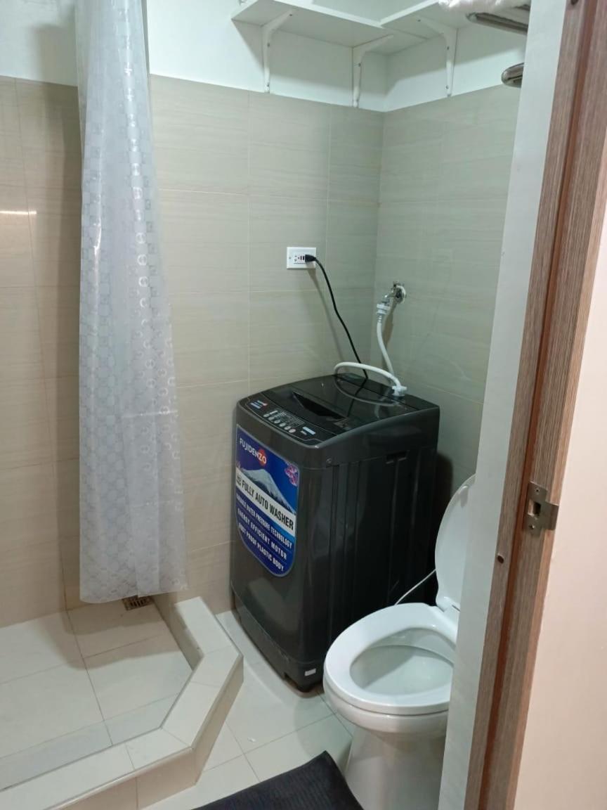Shore 2 Residences High Speed Internet Walking Distance To Moa And Ikea Манила Екстериор снимка